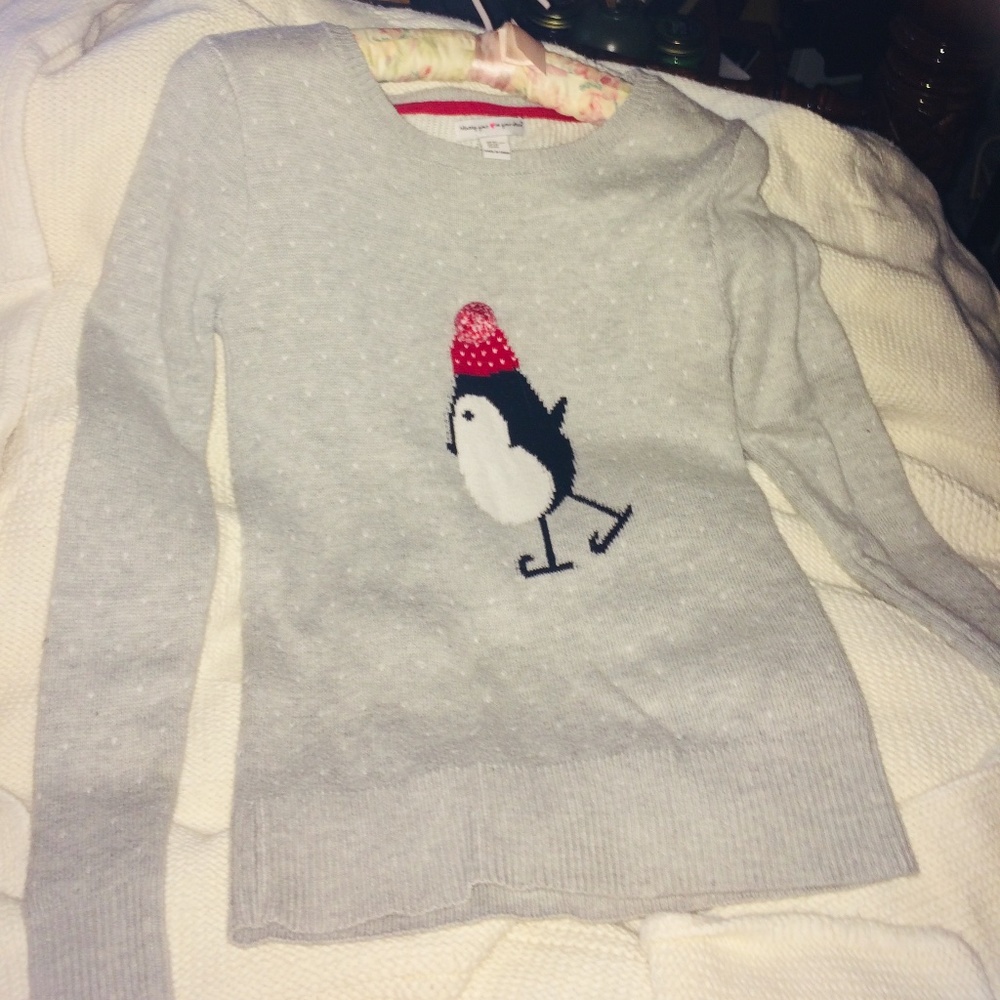 Ladies/Girls adorable, lightweight, soft-warm Holiday sweater.